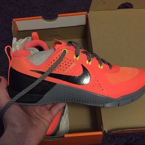 Nike metcon- brand new, never worn!